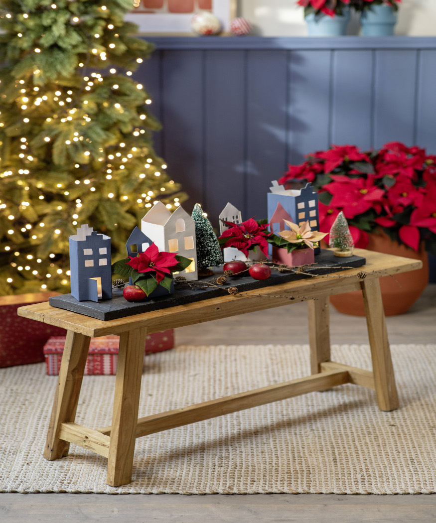 Lavoretti di Natale con i bambini: Il villaggio Natalizio fatto con i cartoni per bevande